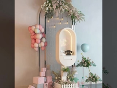 Ακουστικό περίπτερο βιβλίου επισκεπτών